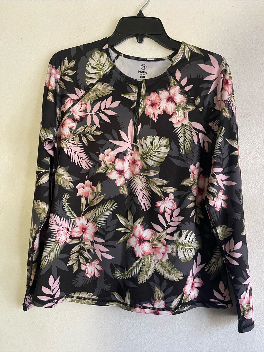 Hurley Black Floral Long-Sleeve Rash Guard with Front Zip